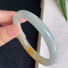 缅甸A货玉镯圈口52-53冰种飘黄翡圆条翡翠手镯(38.54g)