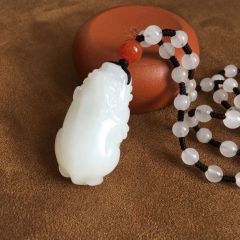 新疆和田玉羊脂玉貔貅玉石工艺品挂件